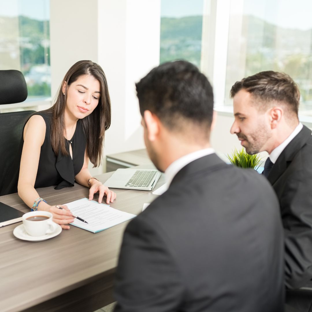 2 men in a financial meeting